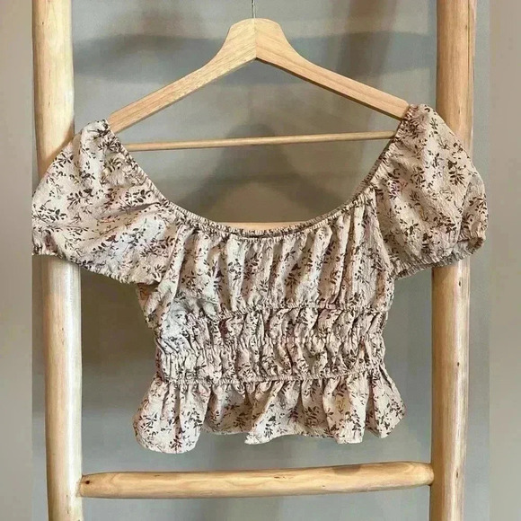 ✨NWT Moa Moa XS Smocked Y2K Ruffle Crop Top Puff Short Sleeve Floral Babydoll - Picture 2 of 7